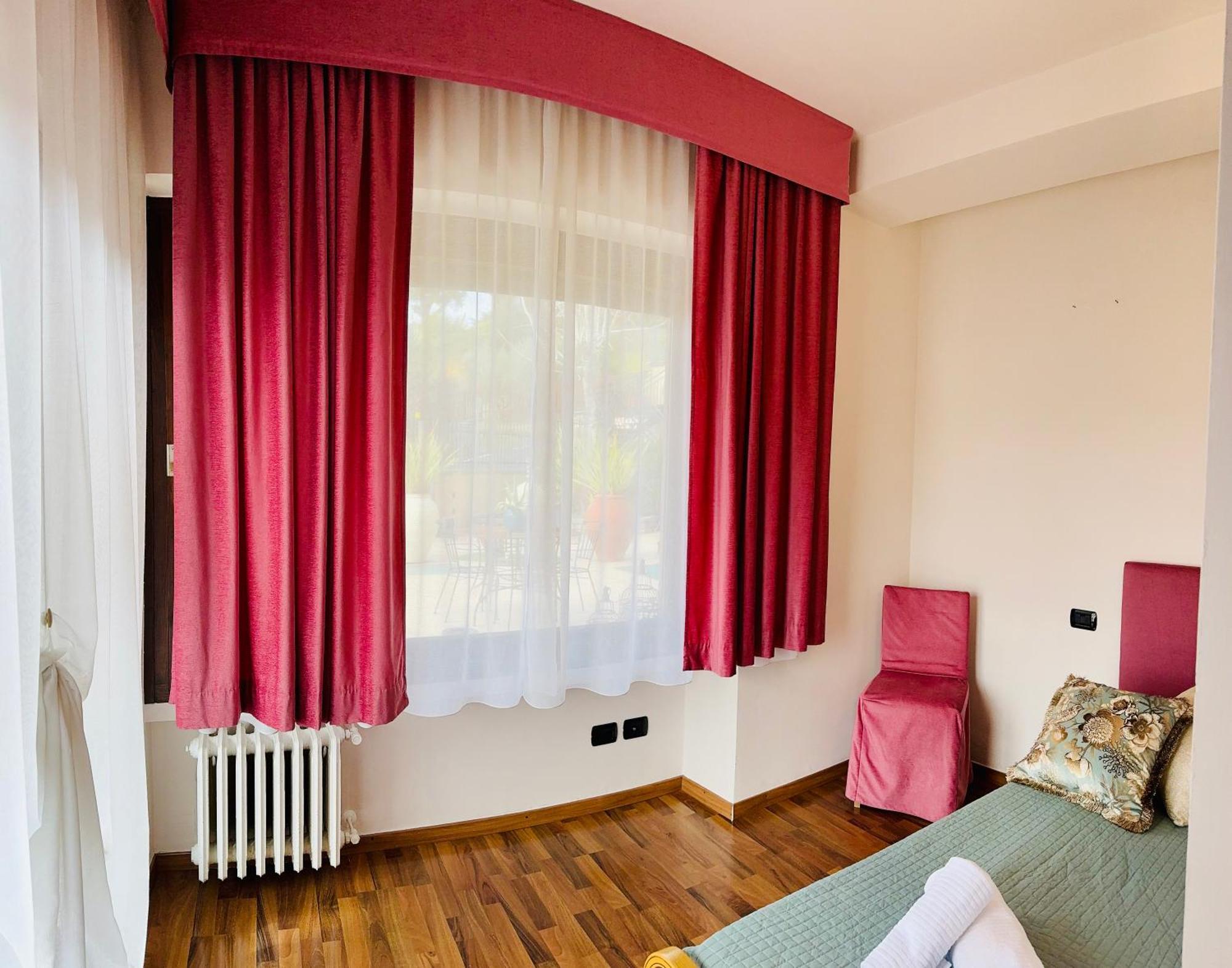 Welcome Traveller Frida'S Rooms Caprino Veronese Eksteriør bilde
