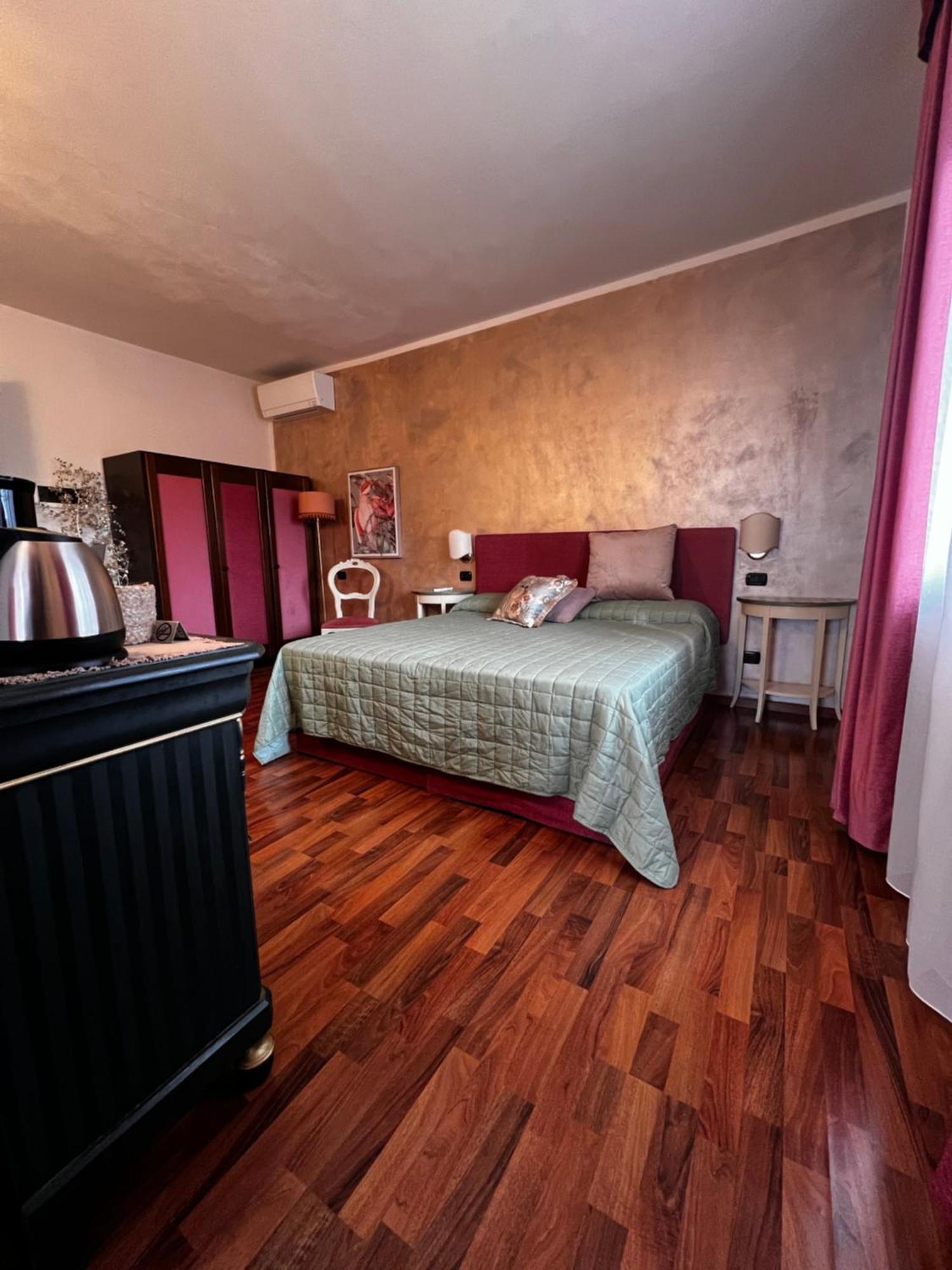 Welcome Traveller Frida'S Rooms Caprino Veronese Eksteriør bilde