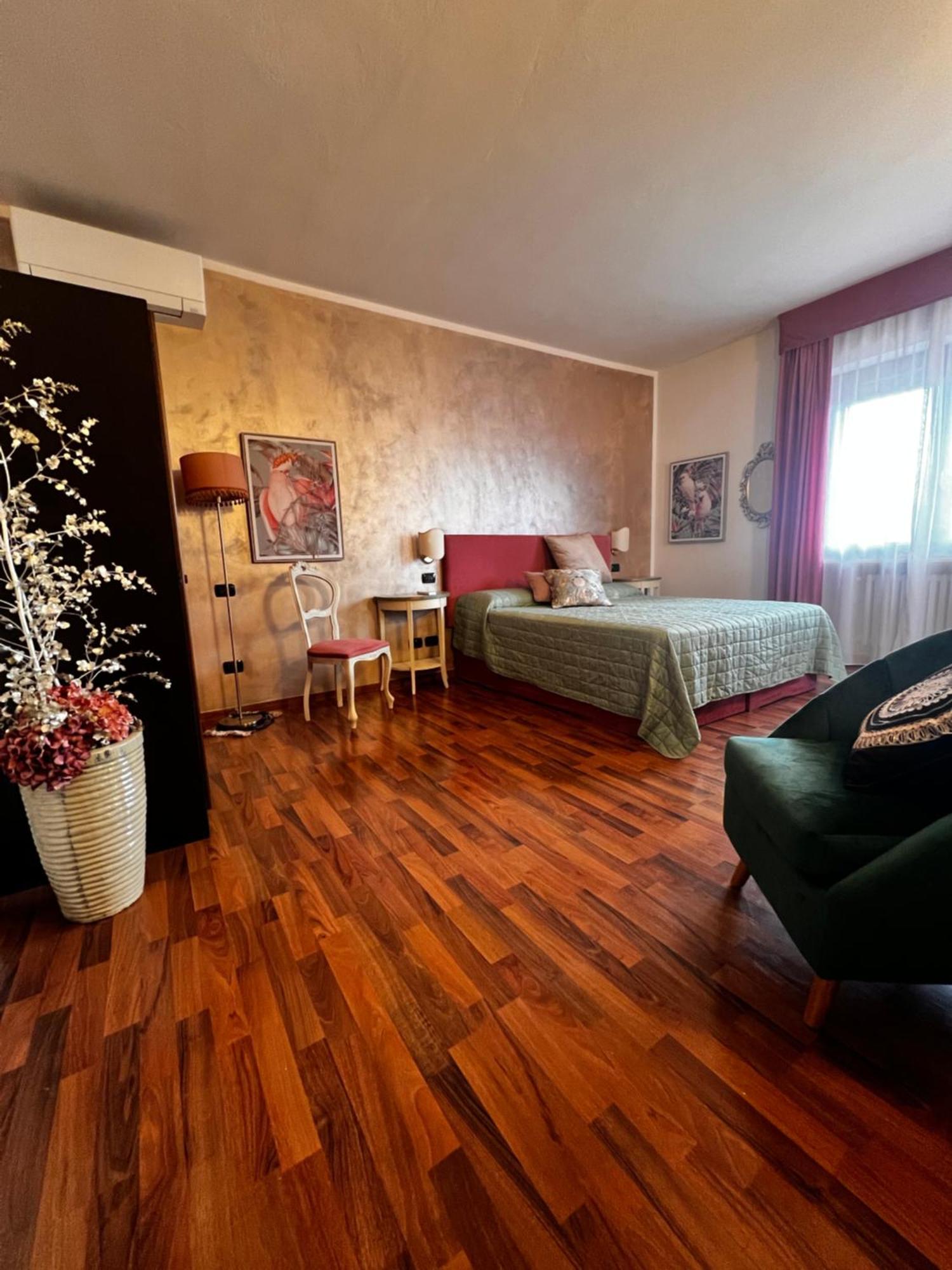 Welcome Traveller Frida'S Rooms Caprino Veronese Eksteriør bilde